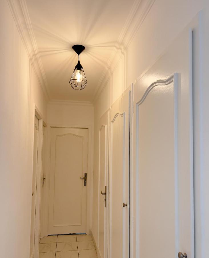 Appartement Spacieux Avec Balcon Saint-Fons Bagian luar foto